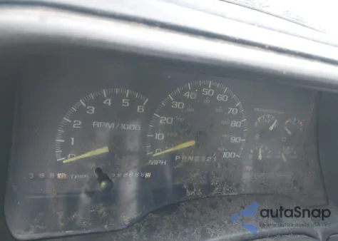 1998 Chevrolet K1500 Fleetside z USA, uszkodzony, nr VIN 1GCEK19R3WE129448